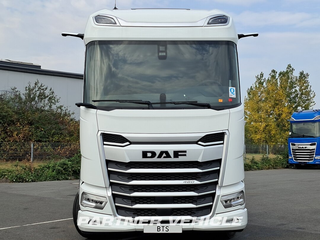 frontLeft : DAF XG 480 Ciężarówki Z Nadwoziem Wymiennym