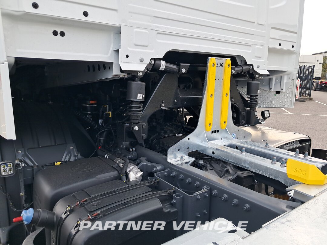 frontLeft : DAF XG 480 Ciężarówki Z Nadwoziem Wymiennym