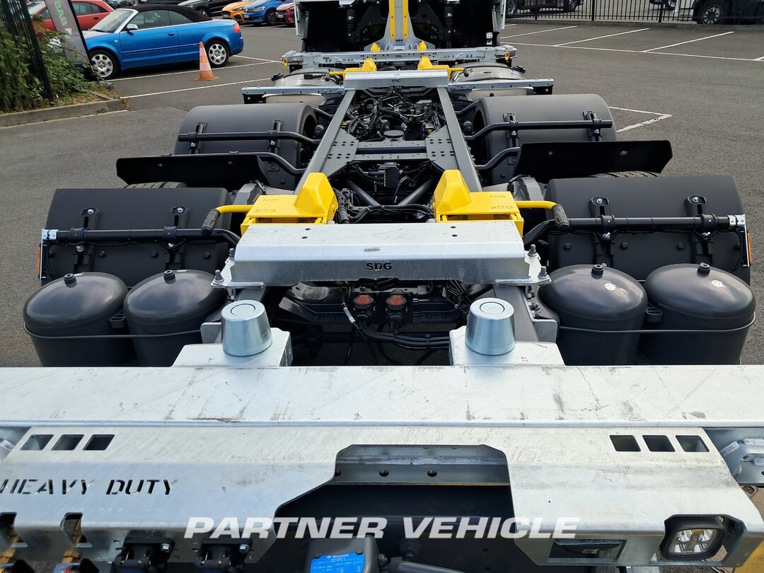 frontLeft : DAF XG 480 Ciężarówki Z Nadwoziem Wymiennym