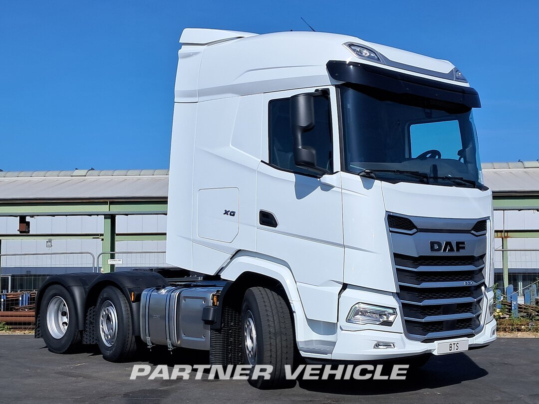 frontLeft : DAF XG 530 Trekker