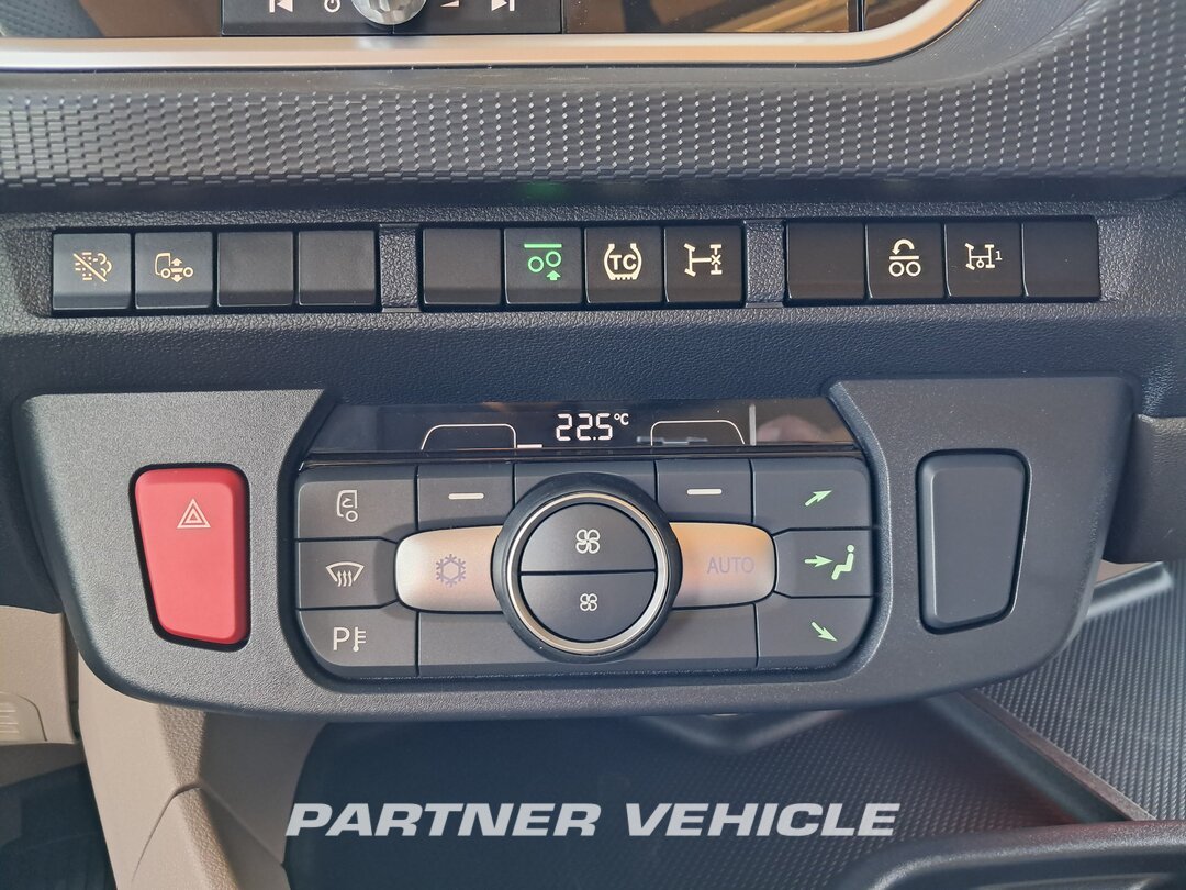 frontLeft : DAF XG 530 Trekker