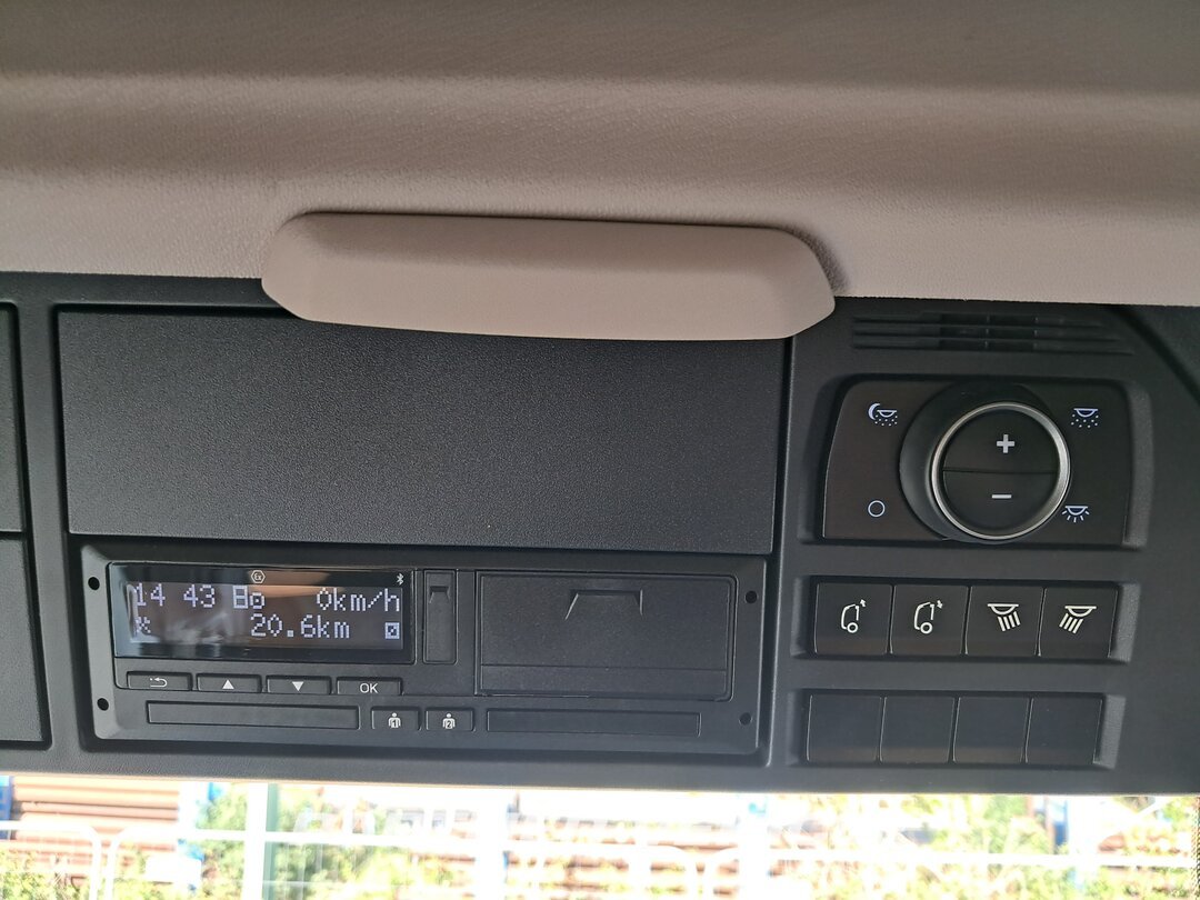 frontLeft : DAF XG 530 Trekker