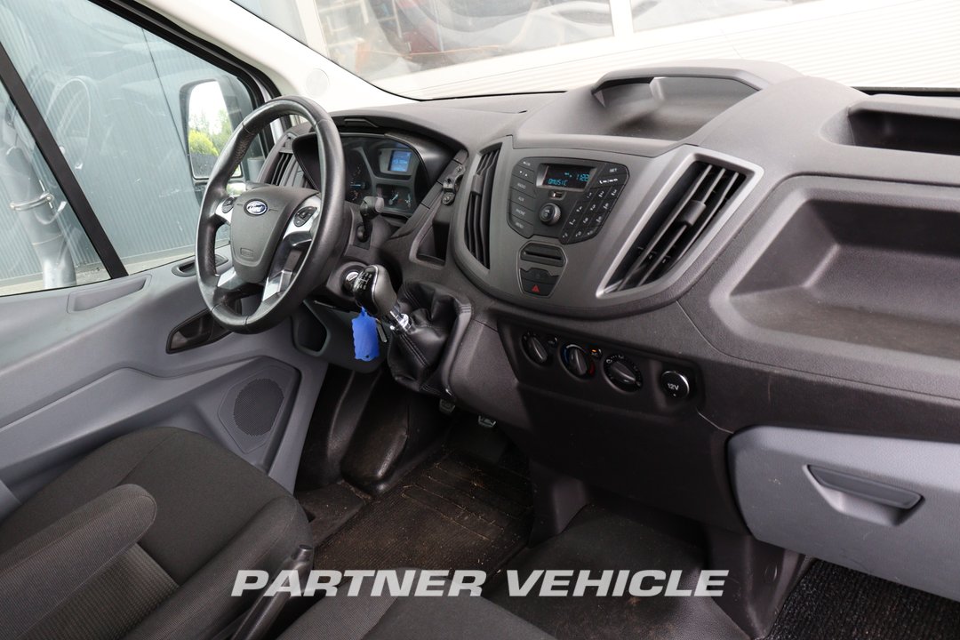 frontLeft : Ford 2.2 TDCi 155PK Containere pentru