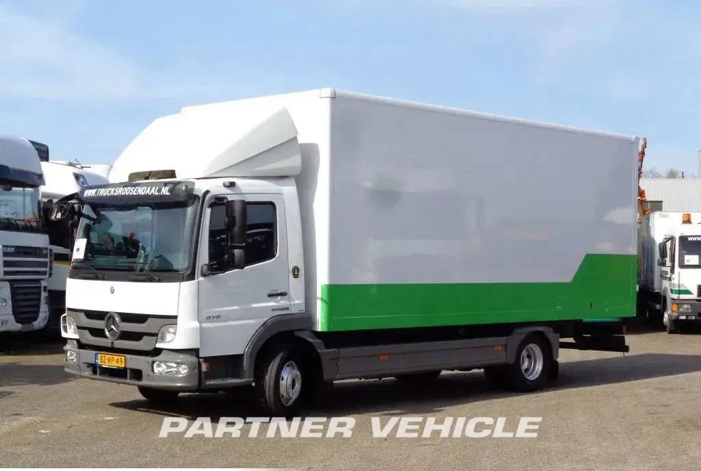Mercedes Atego 816 4X2  umpikori kuorma-auto