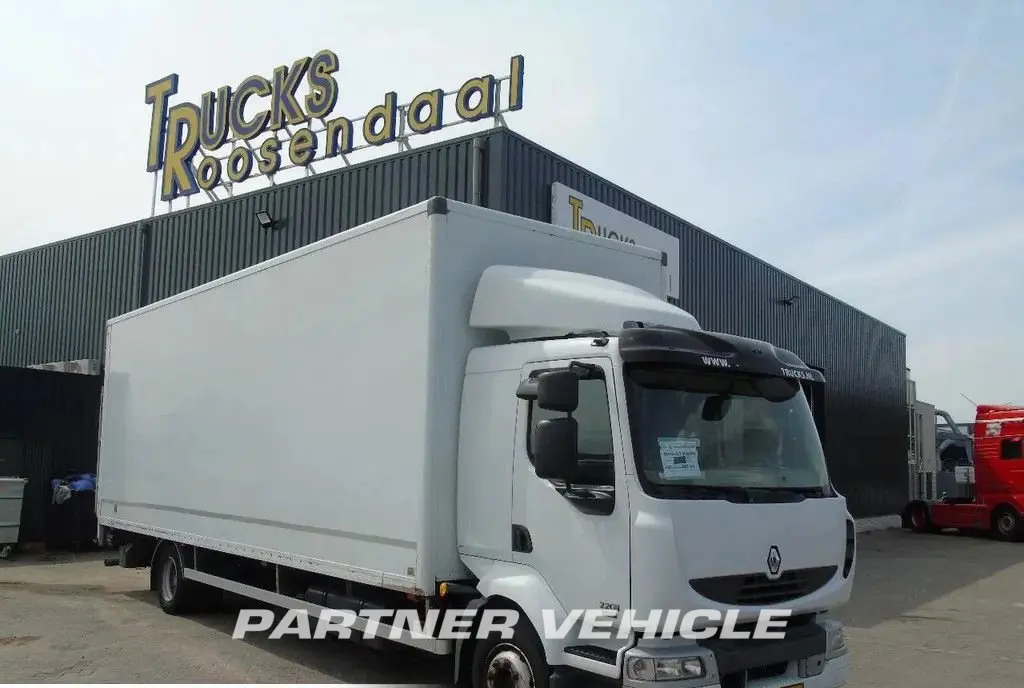 frontLeft : Renault Midlum 220 Karoserije furgona