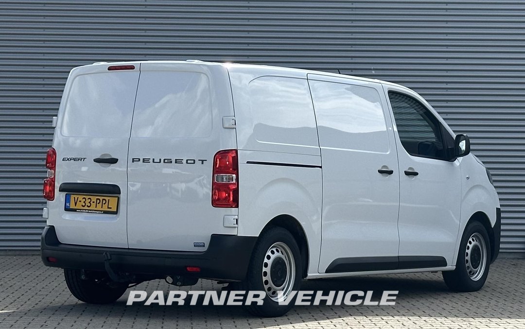 frontLeft : Peugeot Expert 145 PK Minibussar skåpbilar