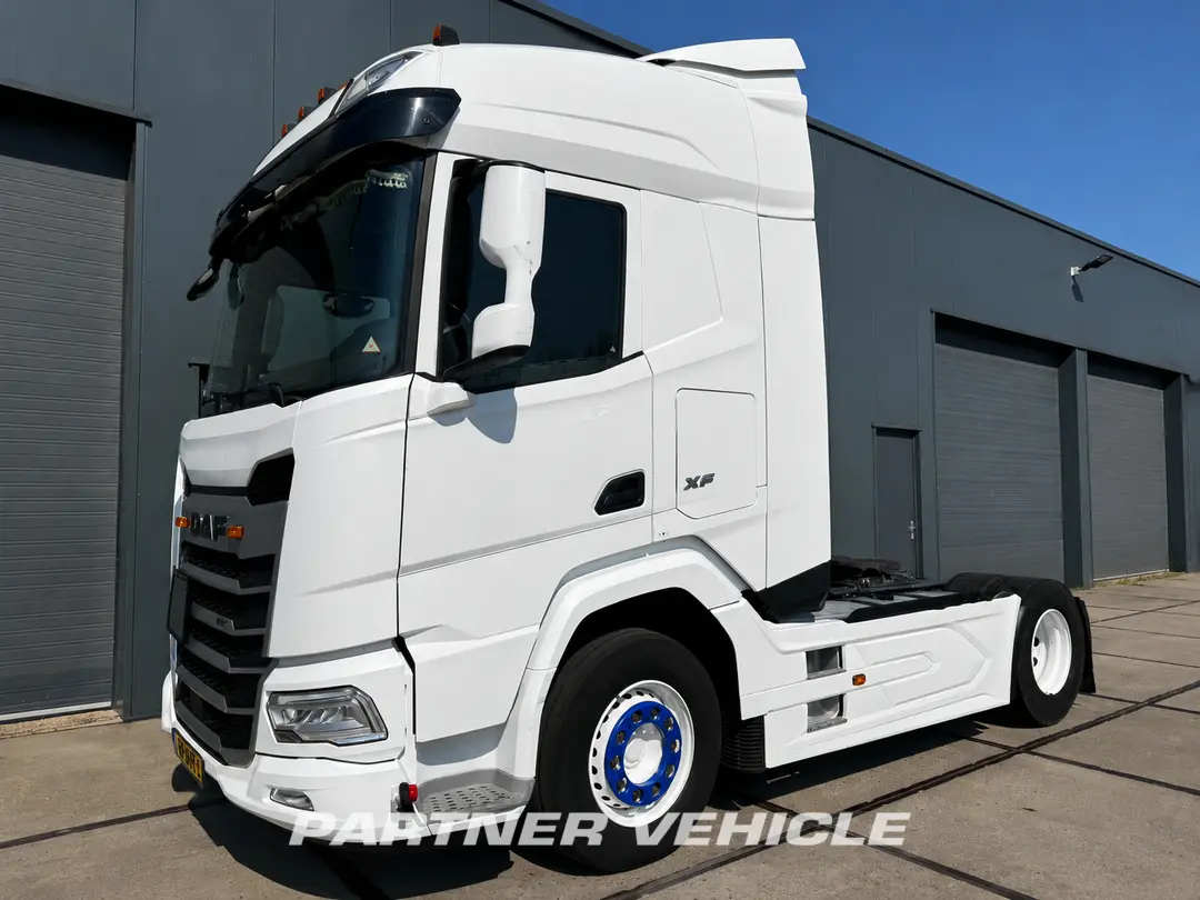 DAF XF 450 4X2 وحدات الجر