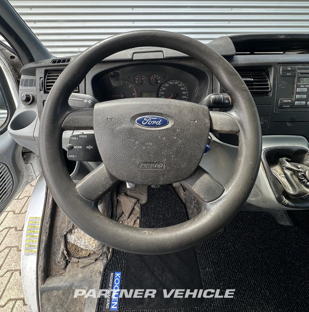 frontLeft : Ford Transit 105pk Minibusevi furgoni