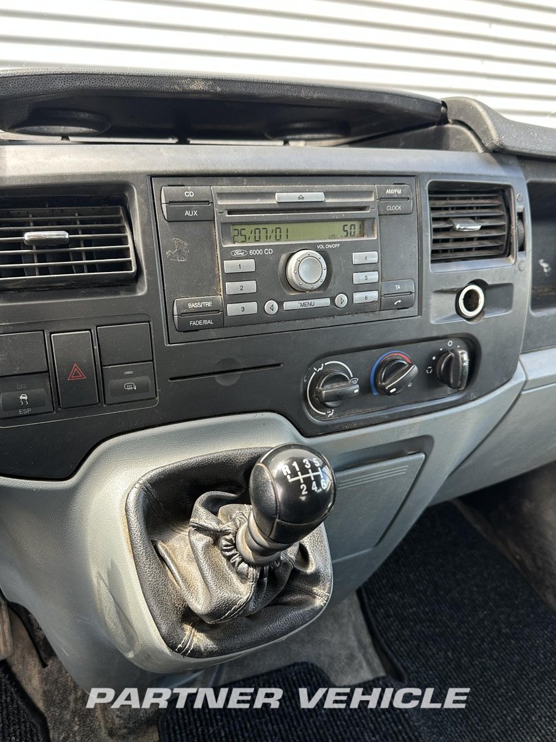 frontLeft : Ford Transit 105pk Minibusevi furgoni
