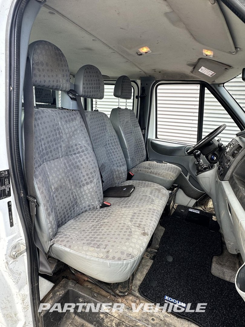 frontLeft : Ford Transit 105pk Minibusevi furgoni