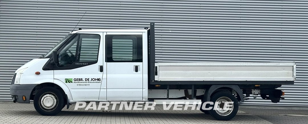 frontLeft : Ford Transit 105pk Minibusevi furgoni
