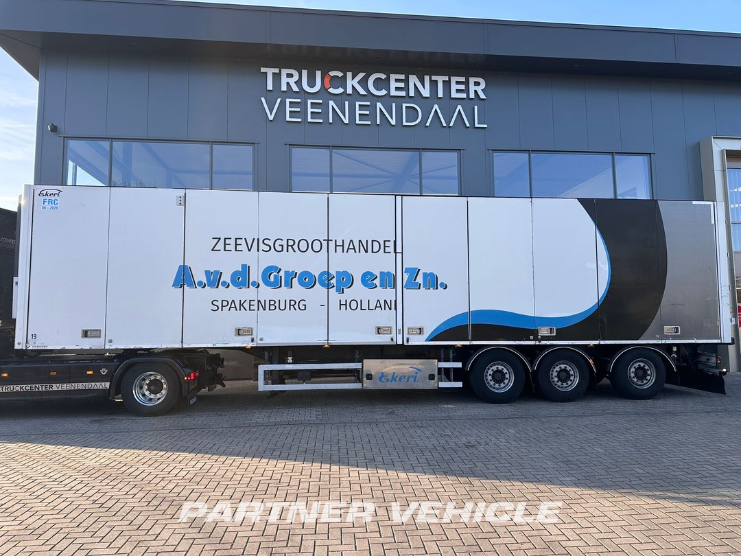 frontLeft : Ekeri  Refrigerated Semi-Trailer