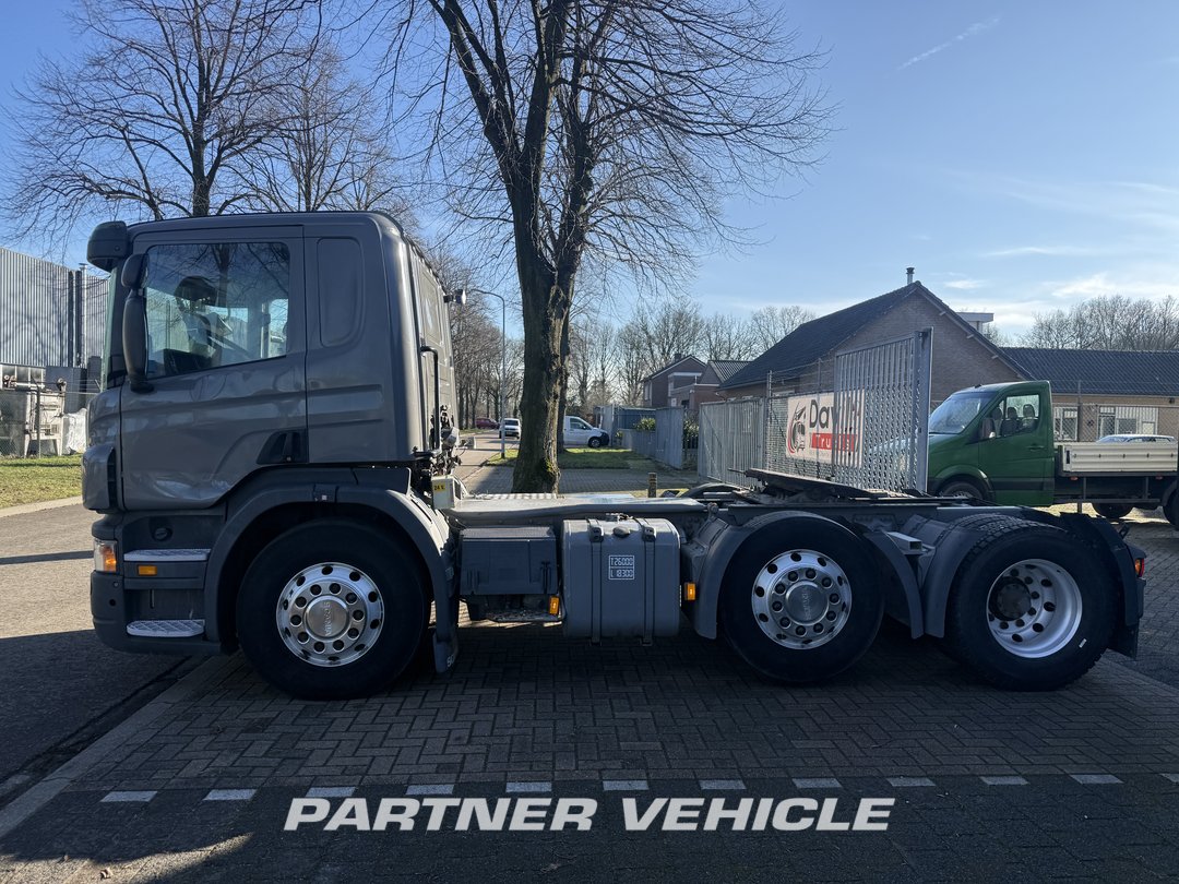 frontLeft : Scania P380 Tractor Unit