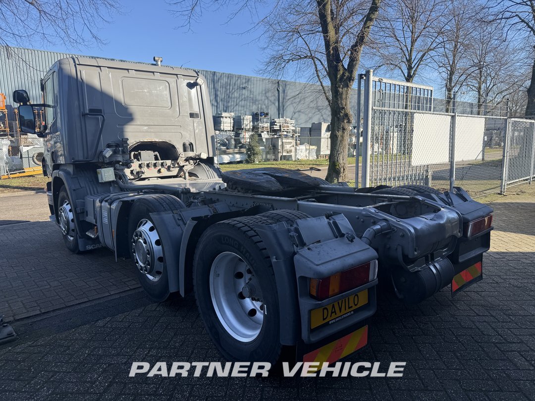 frontLeft : Scania P380 Tractor Unit