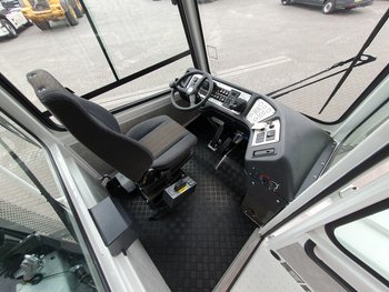 Foto van Gebruikt Terminal trekker Terberg YT222 4X2 2019