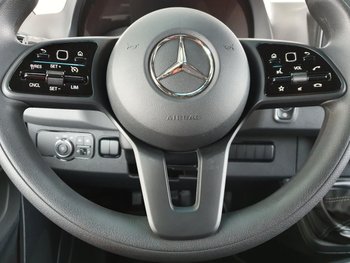 Foto van Gebruikt Lichte bedrijfsauto Mercedes Sprinter 2020