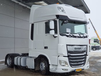 Foto van Gebruikt Trekker DAF XF 4X2 2017