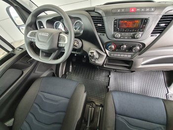 Foto van Nieuw Lichte bedrijfsauto Iveco Daily