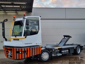 Foto des Gebraucht Terminalzugmaschine Terberg BC183 4X2 2021