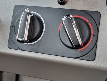 Foto van Nieuw Terminal trekker Terberg YT223 4X2