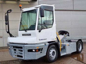 Foto van Nieuw Terminal trekker Terberg YT223 4X2