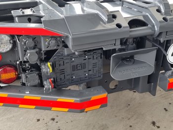 Foto van Nieuw Terminal trekker Terberg BC183 4X2