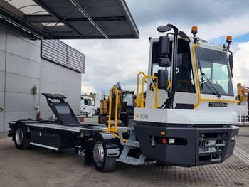 Foto van Nieuw Terminal trekker Terberg BC183 4X2