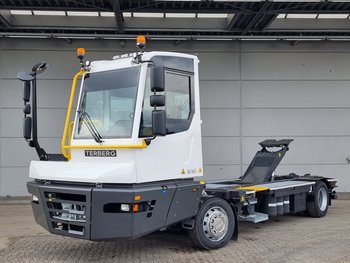 Foto van Nieuw Terminal trekker Terberg BC183 4X2