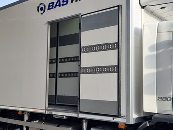 Foto van Gebruikt Bakwagen Volvo FE 4X2 2023