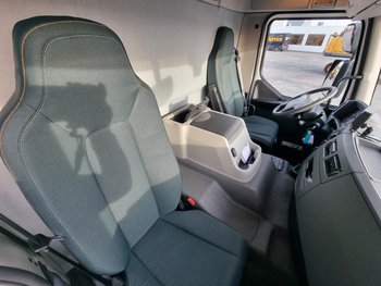 Foto van Gebruikt Bakwagen Volvo FE 4X2 2023
