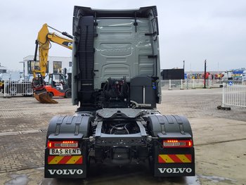 Foto van Gebruikt Trekker Volvo FH 4X2 2024