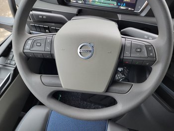 Foto van Gebruikt Trekker Volvo FH 4X2 2024