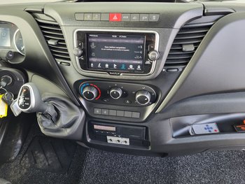 Foto van Gebruikt Lichte bedrijfsauto Iveco Daily 2024
