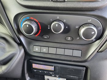 Foto van Gebruikt Lichte bedrijfsauto Iveco Daily 2024