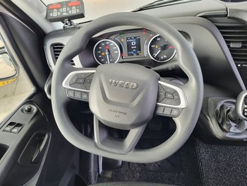 Foto van Gebruikt Lichte bedrijfsauto Iveco Daily 2024