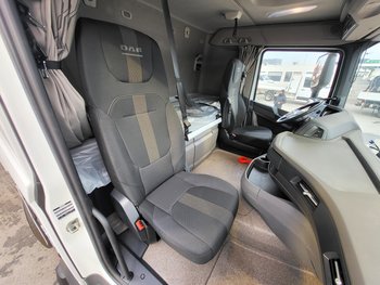 Foto van Gebruikt Bakwagen DAF XF 8X2 2025