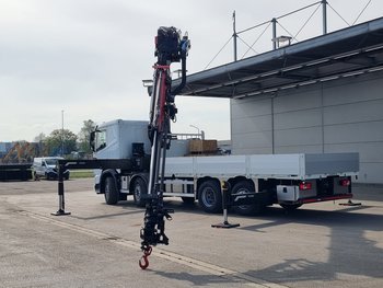 Foto van Gebruikt Bakwagen DAF XF 8X2 2025