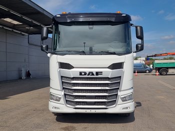 Foto van Gebruikt Bakwagen DAF XF 8X2 2025