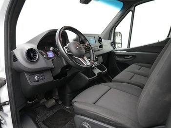 Foto van Gebruikt Lichte bedrijfsauto Mercedes Sprinter 2024