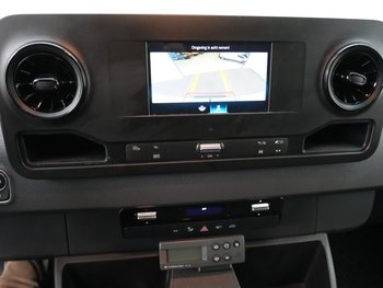 Foto van Gebruikt Lichte bedrijfsauto Mercedes Sprinter 2024