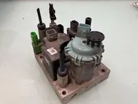 AdBlue насос Renault 7421679299 AdBlue насос Renault 7421679299